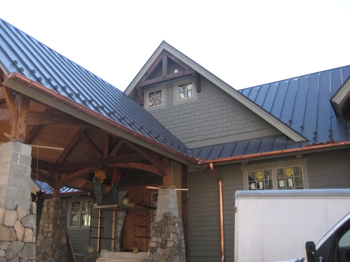Craftsman Roofing team delivering quality roofing work in North Valley View